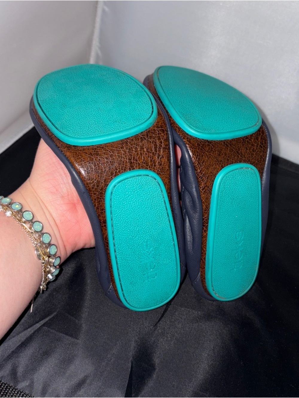 Tieks California Navy - Size 9 - Picture 7 of 9